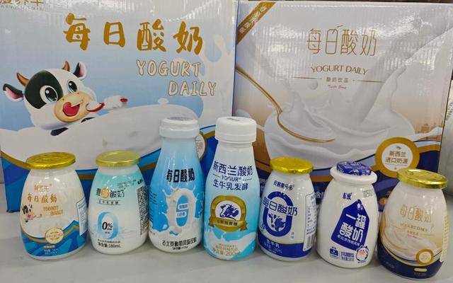 低价假酸奶标“酸奶”实为小甜水：每瓶生产成本不超过5毛钱